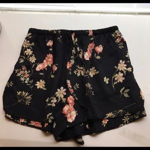 Brandy Melville shorts